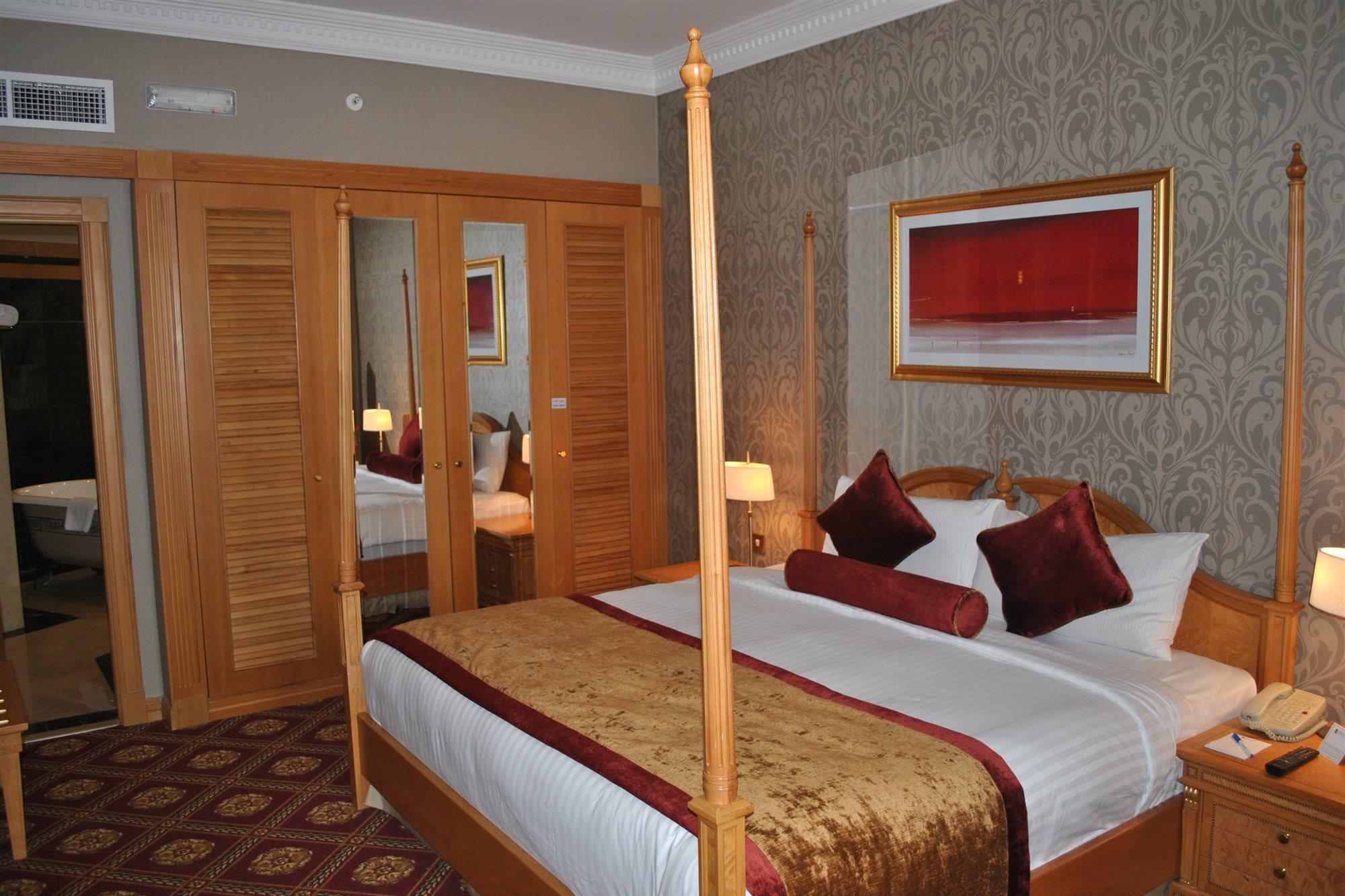 Chelsea Plaza Hotel Дубай Экстерьер фото