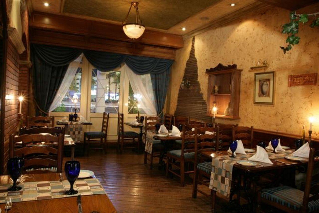 Chelsea Plaza Hotel Дубай Экстерьер фото