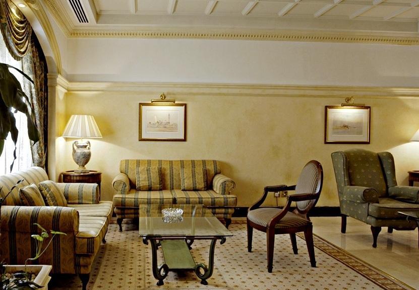 Chelsea Plaza Hotel Дубай Экстерьер фото